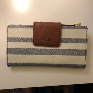 Fossil Wallet